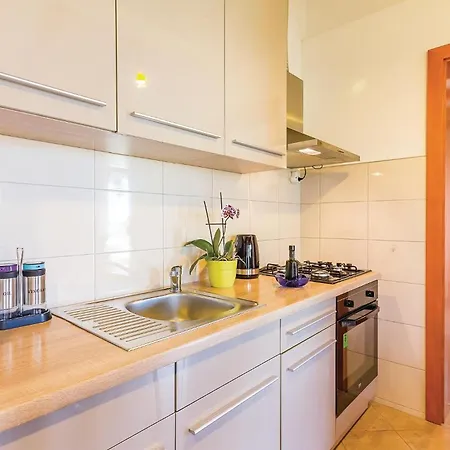 Holiday home 3 Bedroom Beautiful In