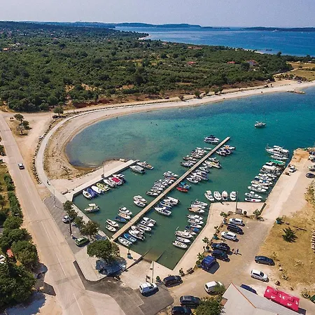 Holiday home 3 Bedroom Beautiful In
